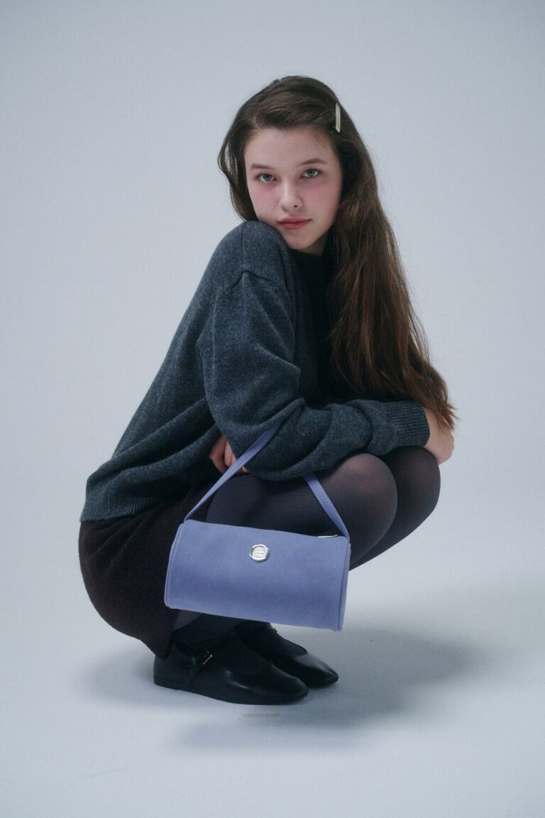 259-evelina-main-book-mulan-agency